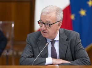 Giornalisti: Mantovano, lavoro cronisti in teatri difficili è finestra sul mondo