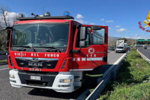 Santa Marinella – Incidente sull’A12, feriti e tre ambulanze sul posto