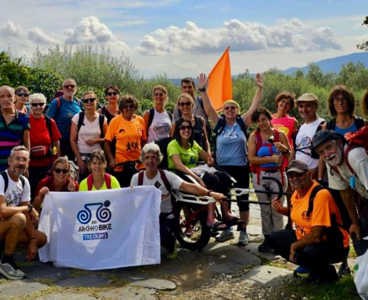 Tarquinia – Alla Nature run anche una joelette, un ragazzo disabile parteciperà alla Camminata rosa grazie ad Archeobike