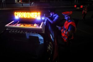 Viterbo – Auto contro moto su Viale Raniero Capocci, giovanissimo vinisce in ospedale