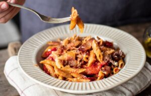Viterbo – Tornano le pennette all’Amatriciana sotto la Macchina di Santa Rosa
