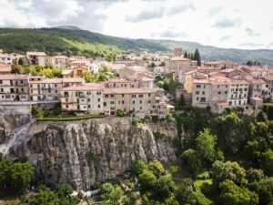 Monte Amiata – A Santa Fiora parte l’operazione di rigenerazione urbana del centro storico