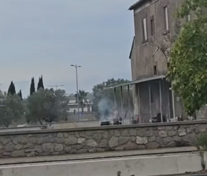 Viterbo – Occupato il casale del Parco San Lazzaro: “Stranieri entrano ed escono, situazione imbarazzante” (VIDEO)