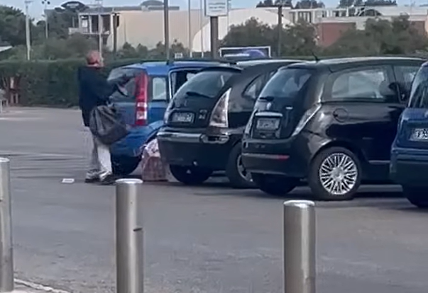 Molfetta – Assalto armato a un centro commerciale, sparatoria nel parcheggio (VIDEO)