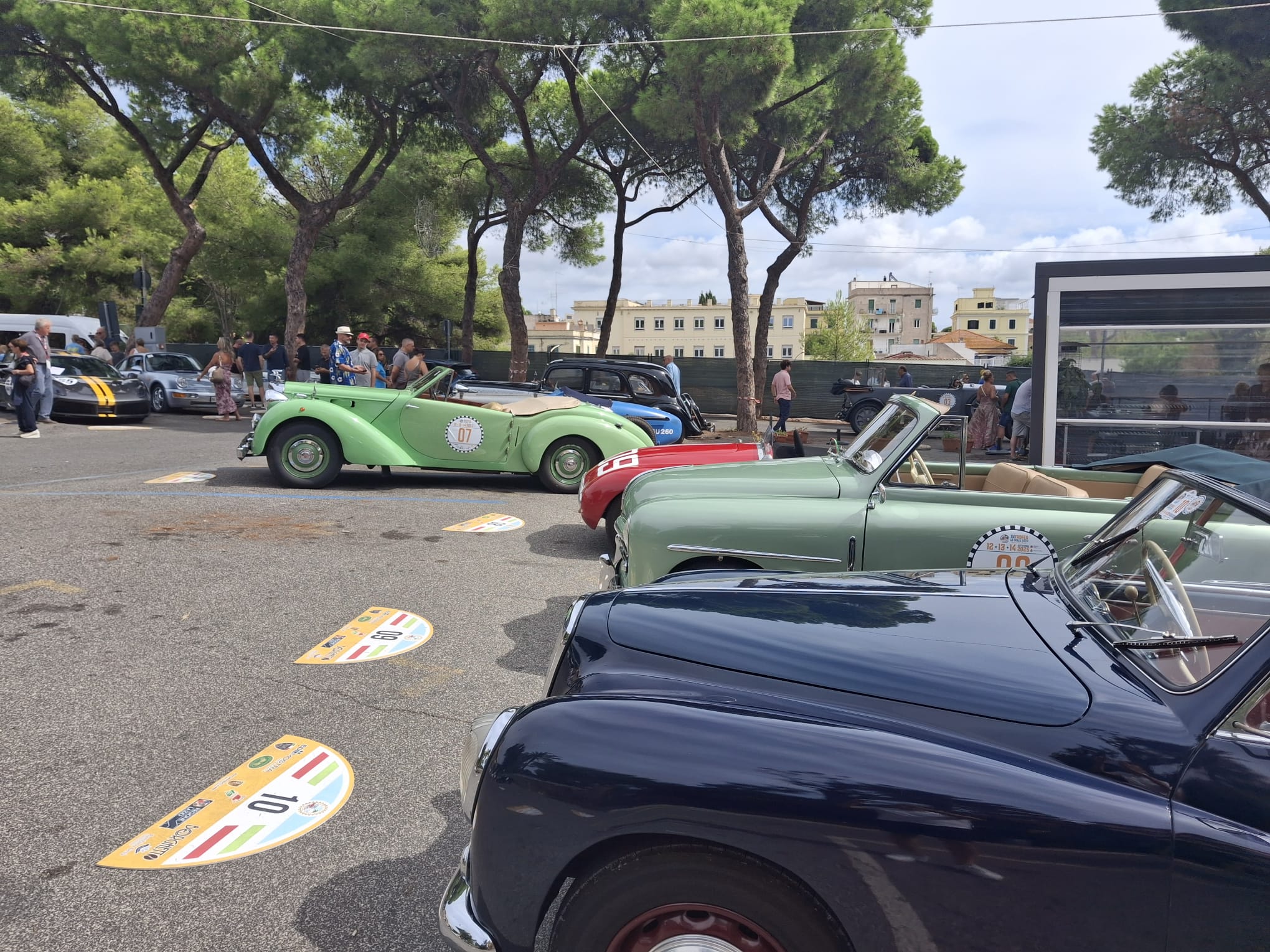 Santa Marinella – 9° edizione La Dolce Vita, vetture del novecento ancora sfreccianti sul Tirreno (FOTO)