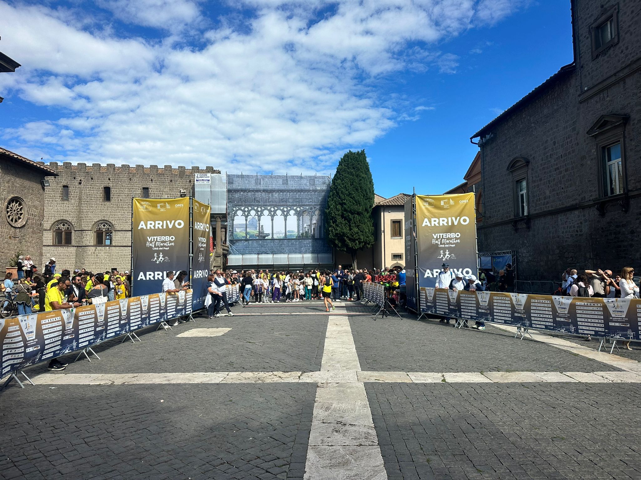 Viterbo – Mezza Maratona Città dei Papi, trionfano Marouan Razine e Sara Pastore (FOTO)