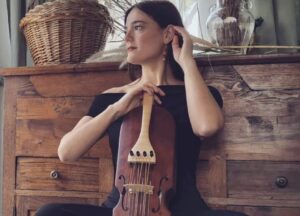 Pavarotti 90 – Tributo spettacolo all’Arena Verona, al violino anche la civitavecchiese Crisostomi