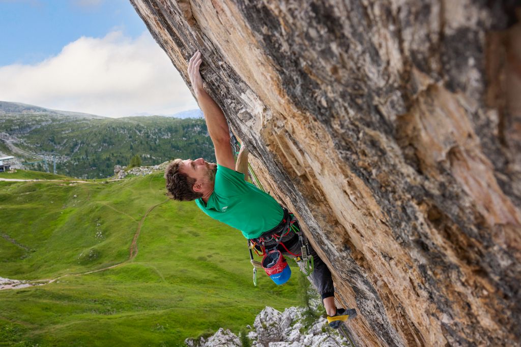 Arrampicata, sulle Dolomiti un’Esperienza Airbnb con Stefano Ghisolfi