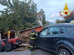 Civita Castellana – Brutto scontro tra auto e trattore, arriva l’elisoccorso