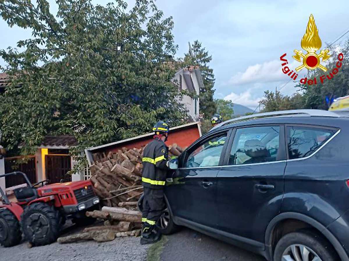 Civita Castellana – Brutto scontro tra auto e trattore, arriva l’elisoccorso