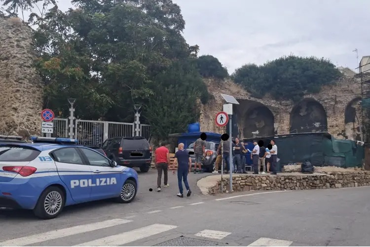 Civitavecchia – Baraccopoli di Porta Marina, dopo i sigilli ci sono due denunciati: un nordafricano e un italiano