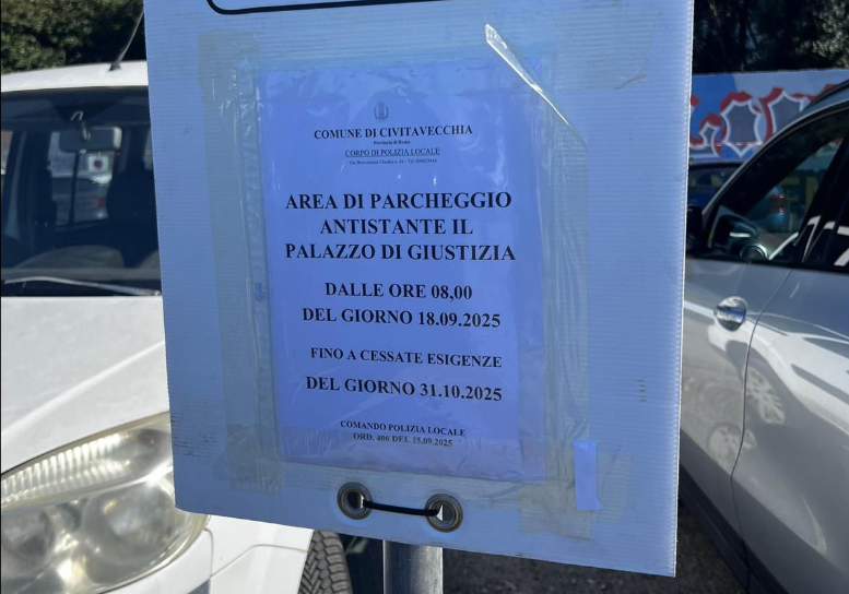 Civitavecchia – Parcheggio del tribunale bloccato dai lavori, crescono le proteste “Assurdo cominciarli ora”