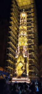 Viterbo – “Posate i cellulari e applaudite”, Ascenzi invita tutti a sostenere i facchini della Macchina di Santa Rosa