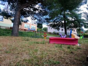 Vitorchiano – L’amministrazione si scorda dei bambini: “Giardinetti impraticabili”