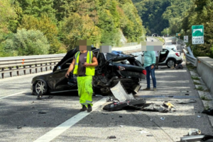 Incidente devastante sulla Roma-L’Aquila, uomo sbalzato via dallo scontro: è gravissimo