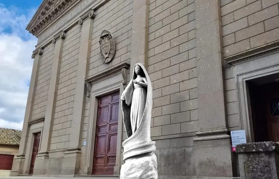 Viterbo – Un’altra statua per Santa Rosa, avviato l’iter per un crowdfunding da 400mila euro