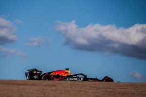 Verstappen vince la sprint di Austin, disastro McLaren