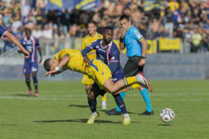 Serie B – Frosinone, sosta indigesta: scherzetto Bianco, Monza corsaro