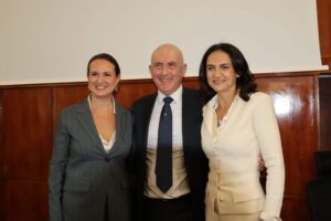 Il Museo del Genio riapre a Roma con due mostre su Vivian Maier e Ugo Nespolo