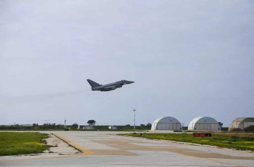 Precipita velivolo dell’Aeronautica, morti i due militari a bordo
