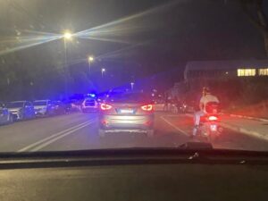 Civitavecchia – Scontro auto-scooter, centauro in ospedale