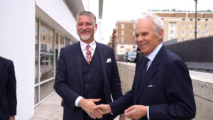 Giuli visita mostra Webuild EVOLUTIO, “Autobiografia dello sviluppo”