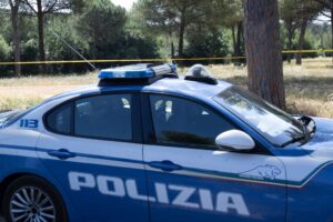 Attentato dinamitardo a un esercizio commerciale, blitz della Polizia di Stato a Ostia