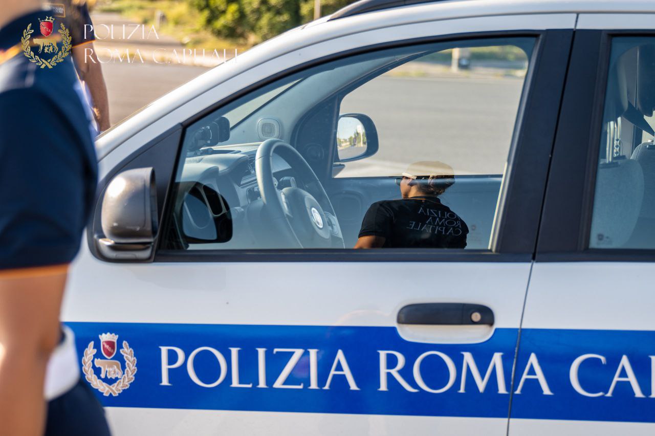 Ostia – Occupante abusivo di casa popolare trovato con droga