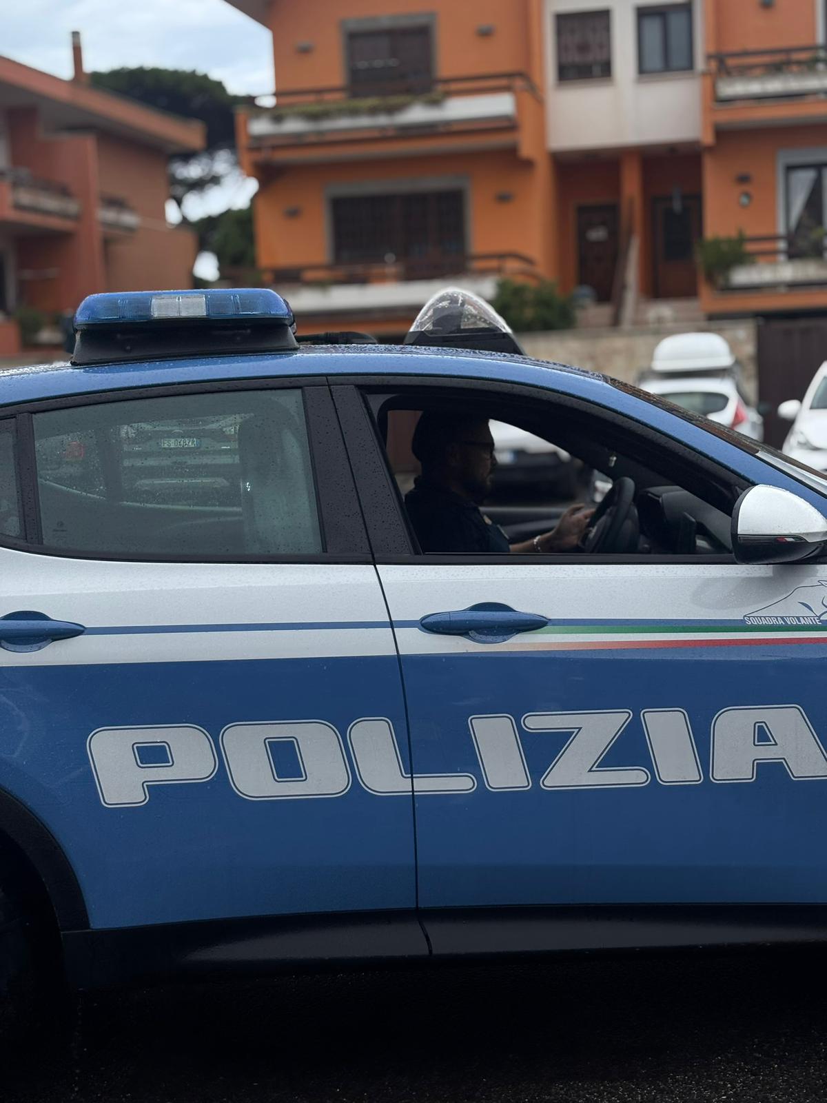 Roma – Evade dai domiciliari per sfuggire all’ennesima accusa di tentato omicidio, arrestato 35enne