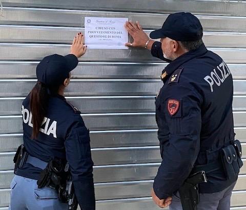 Roma – Ponte Milvio: supermercato di giorno e “distributore” di alcolici di sera, scattano i sigilli della Questura