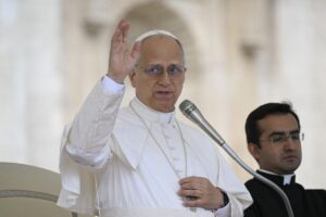 Papa “Addolorato per sofferenze popolo Gaza, auspico si arrivi a pace”