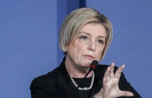 Lavoro, Calderone “Trasformata politica assistenziale in attiva e di formazione”