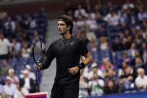Masters 1000 Shanghai – Battaglia e derby, fuori Darderi: Musetti resta l’unico azzurro, ora spareggio Finals