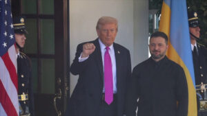 Trump accoglie Zelensky alla Casa Bianca, le immagini