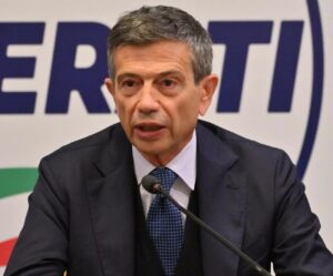 Lupi “Servono interventi per la casa e detrazioni su libri di scuola”