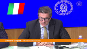 Manovra, Giorgetti “Sistema bancario solido”