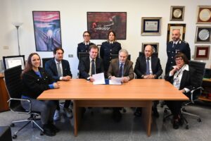 “Protocollo Zeus”: rinnovato l’accordo di collaborazione contro la violenza di genere tra Questura e Centro Studi Criminologici