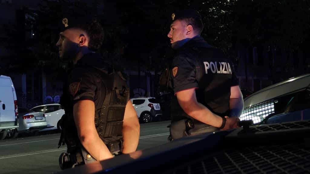 Roma – Pigneto: allacci abusivi sigillati e affitti in nero, polizia sgombera affittacamere irregolare