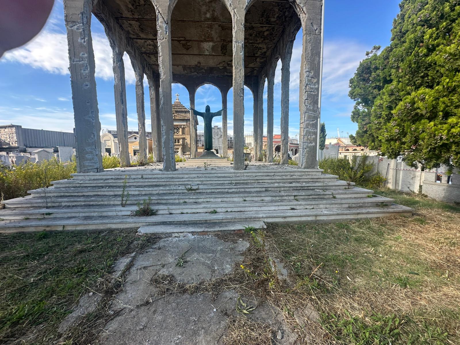 Civitavecchia – Cimitero Monumentale, dal video-denuncia al sequestro dell’area sotto il Tempietto: cosa è successo in 48 ore