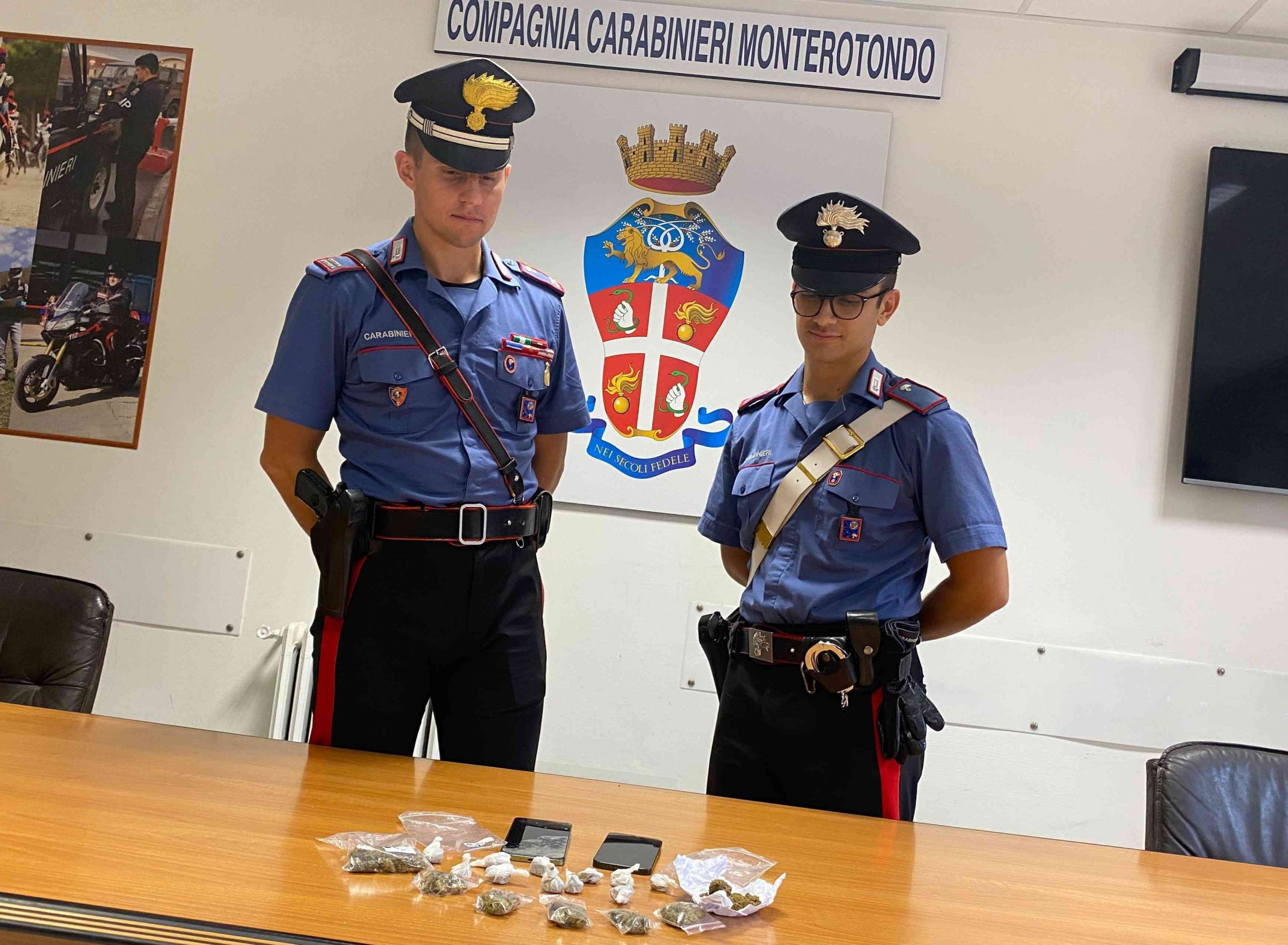 Monterotondo – Giovani pusher colti sul fatto dai carabinieri, fermati e trasferiti al Centro di Prima accoglienza