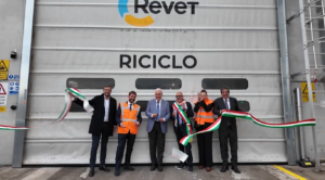 Revet (Gruppo Plures) avvia la seconda linea di produzione dell’impianto di riciclo plastiche post-consumo a Pontedera