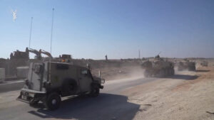 L’Idf trasporta i 7 ostaggi liberati, le immagini del convoglio