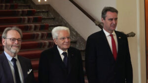 Mattarella incontra il presidente del Senato del Belgio Blondel