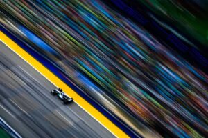 Russell in pole a Singapore davanti a Verstappen, Hamilton 6°