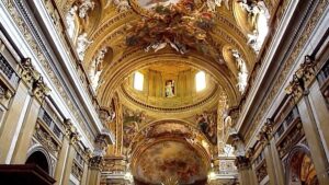 Roma – Profanata la parrocchia di San Nicola, chiusa la Cappella di Termini per atti blasfemi