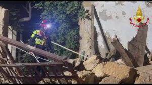 Crolla palazzina a Bagheria: nessun ferito, era disabitata