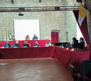 Montefiascone – Bagarre in aula in maggioranza per riconoscere lo Stato di Palestina