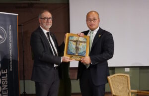 Hong Kong – A Jimmy Lai il premio “Fatti per la Verità”