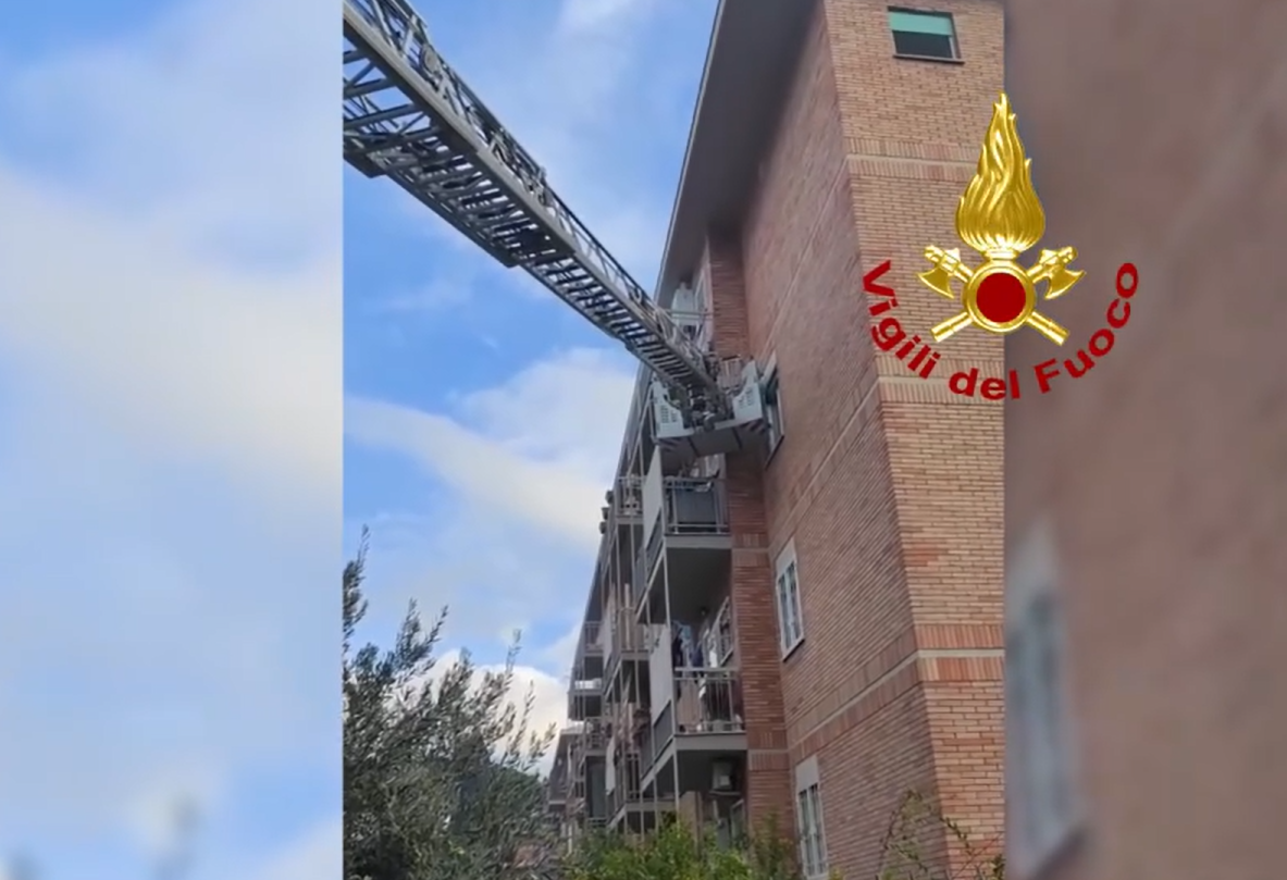 Roma – Tragedia in un appartamento a Torrevecchia: muore un’anziana, gravissima la figlia (VIDEO)