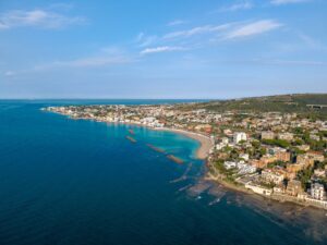 Santa Marinella – Cosimi (Forza Italia): “La caduta di Tidei è solo la punta dell’iceberg, la città merita di più”